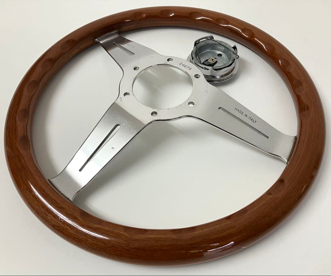 NARDI ナルディ ウッド ステアリング32.5cm /ホーンボタン/MOMO