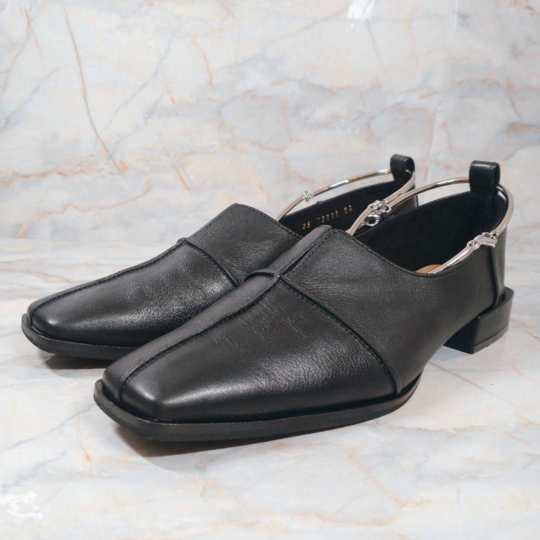 GRISE 日本製 レザースクエアクロスシームアンクルフラット 23 黒