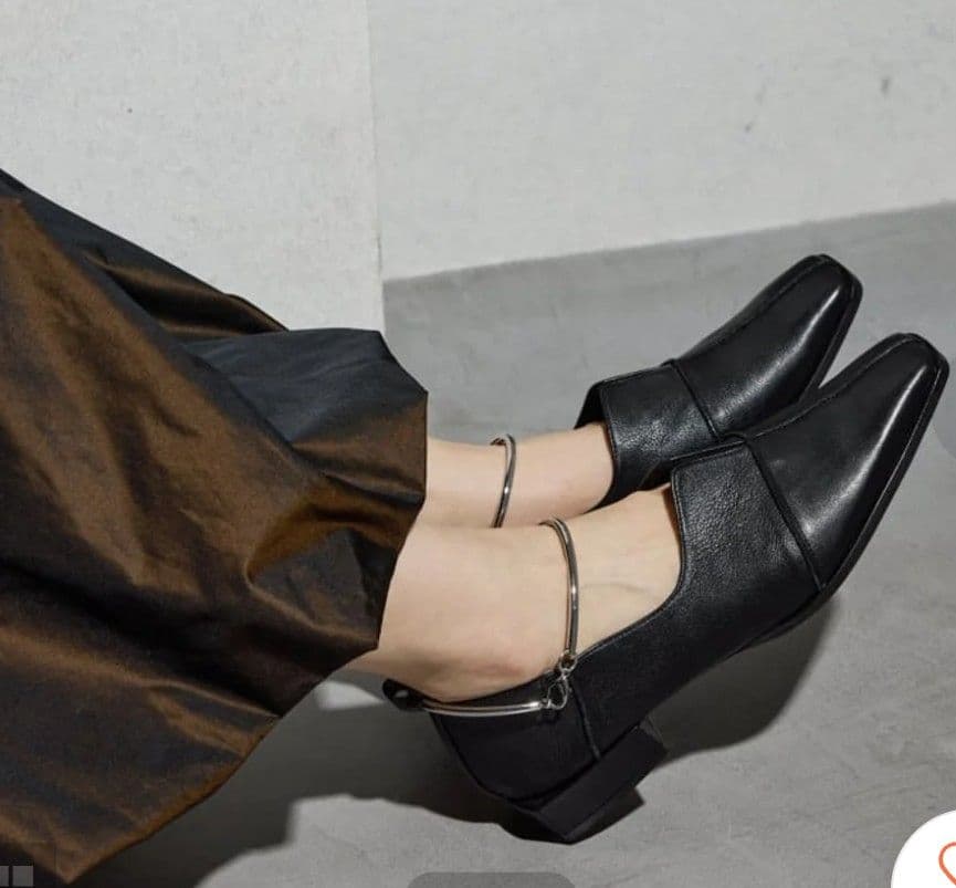 GRISE 日本製 レザースクエアクロスシームアンクルフラット 23 黒