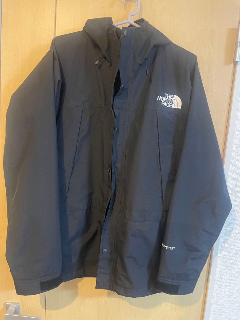 THE NORTH FACE MOUNTAIN LIGHT JACKETブラック