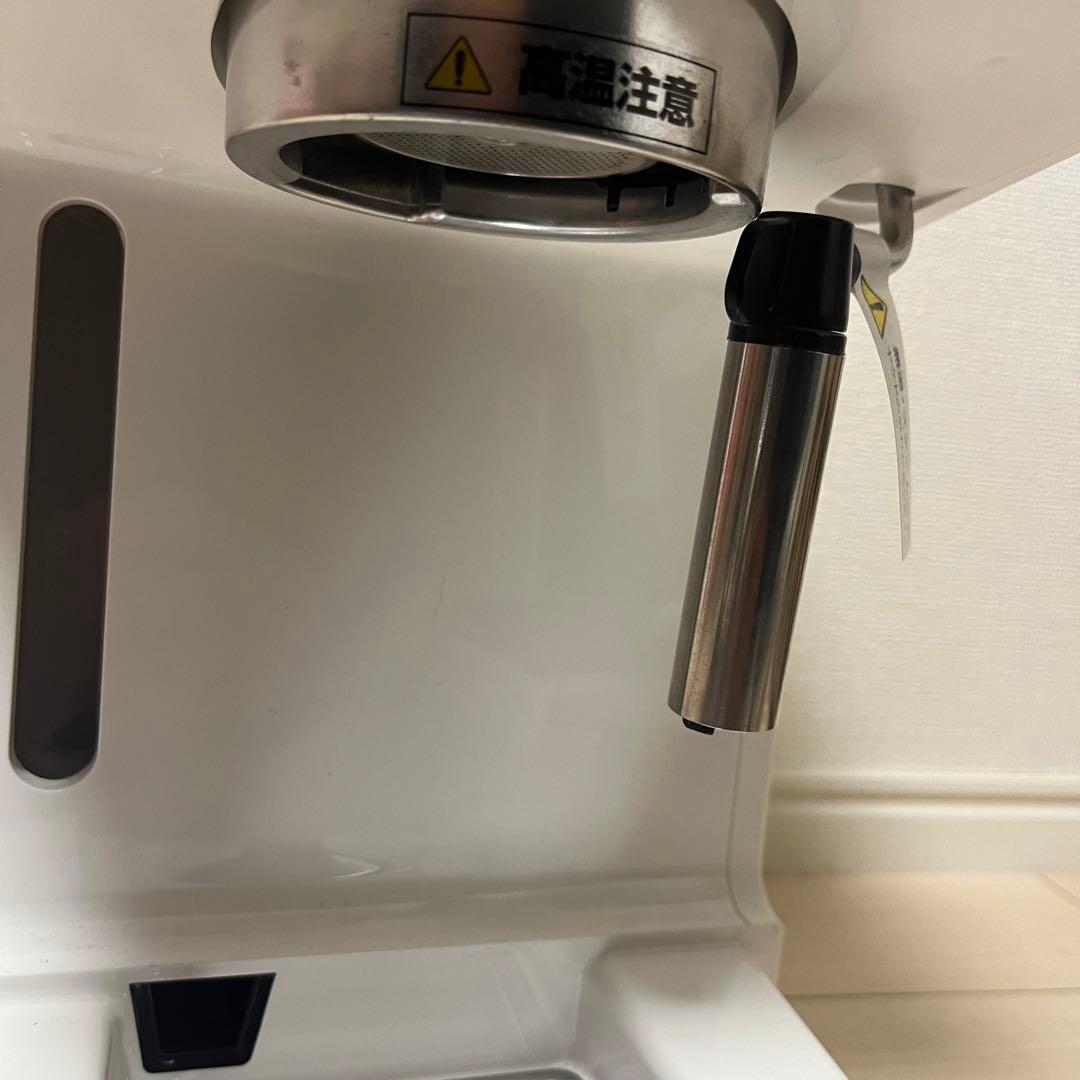 デロンギアクティブ　エスプレッソ・カプチーノメーカー ECP3220J-W