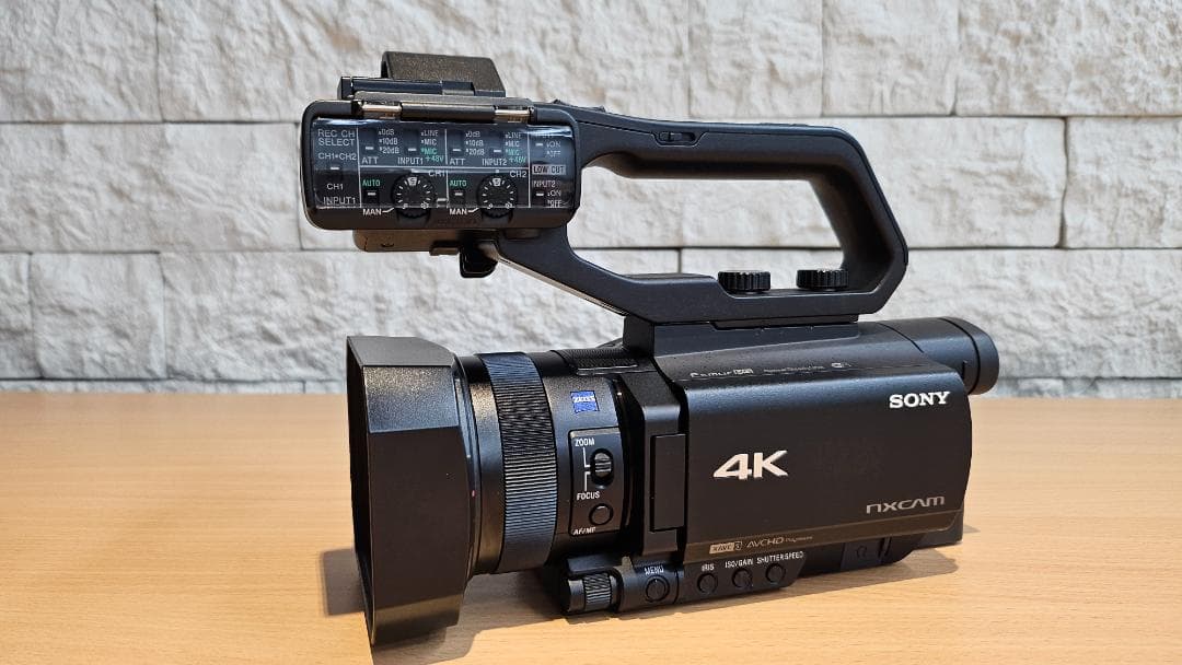 【サト】バッグ付き・美品／SONY 4K ビデオカメラ