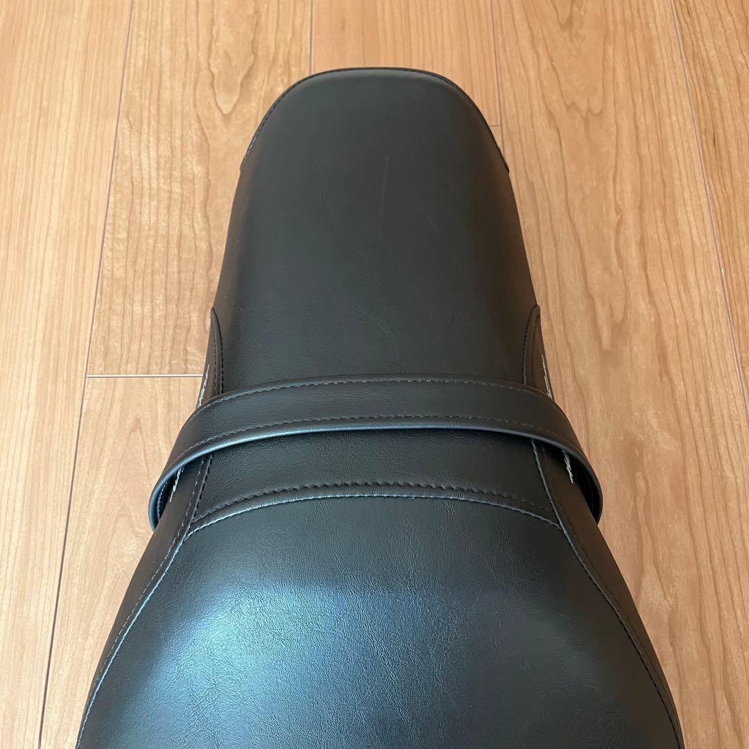 【美品】ハーレーXL883/1200純正バッドランダーシート（07〜09）車検可