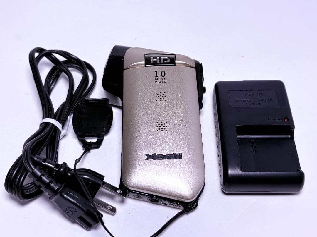 ビデオカメラ SANYO Xacti DMX-CG11