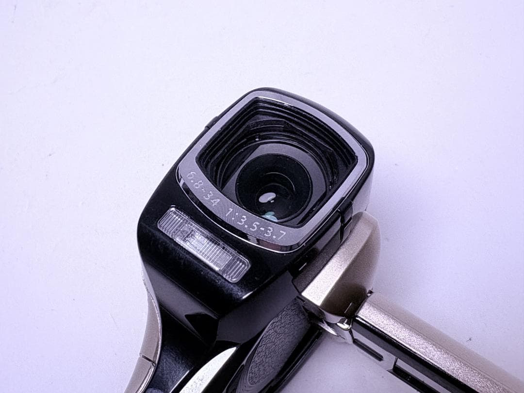 ビデオカメラ SANYO Xacti DMX-CG11