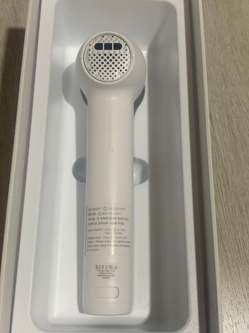 AGE-R ウルトラチューン40.68 メディキューブ 美顔器