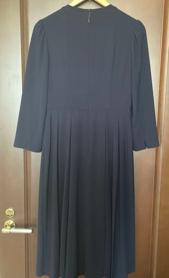 セルフォード　ボウタイプリーツワンピース　ネイビー