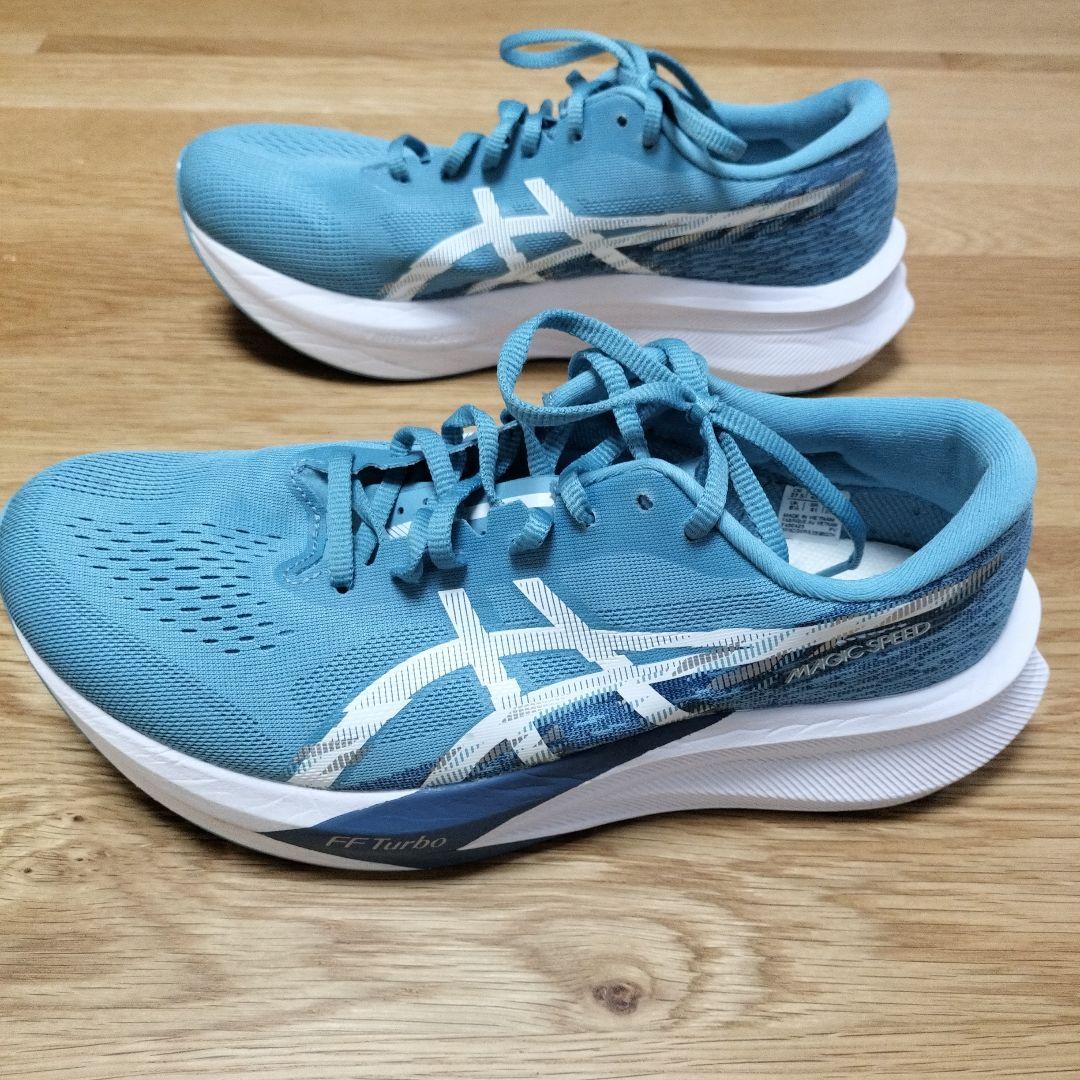 asics　マジックスピード4