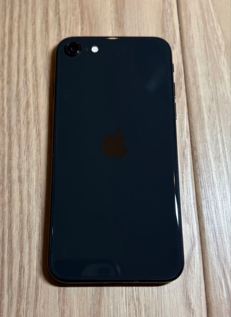 iPhone SE 第2世代　ブラック　64GB SIMフリー