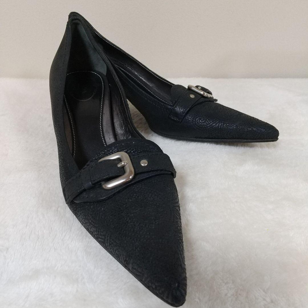 美品❢　PRADA　ポインテッドトゥ　BLACK　　ローヒール　　26cm