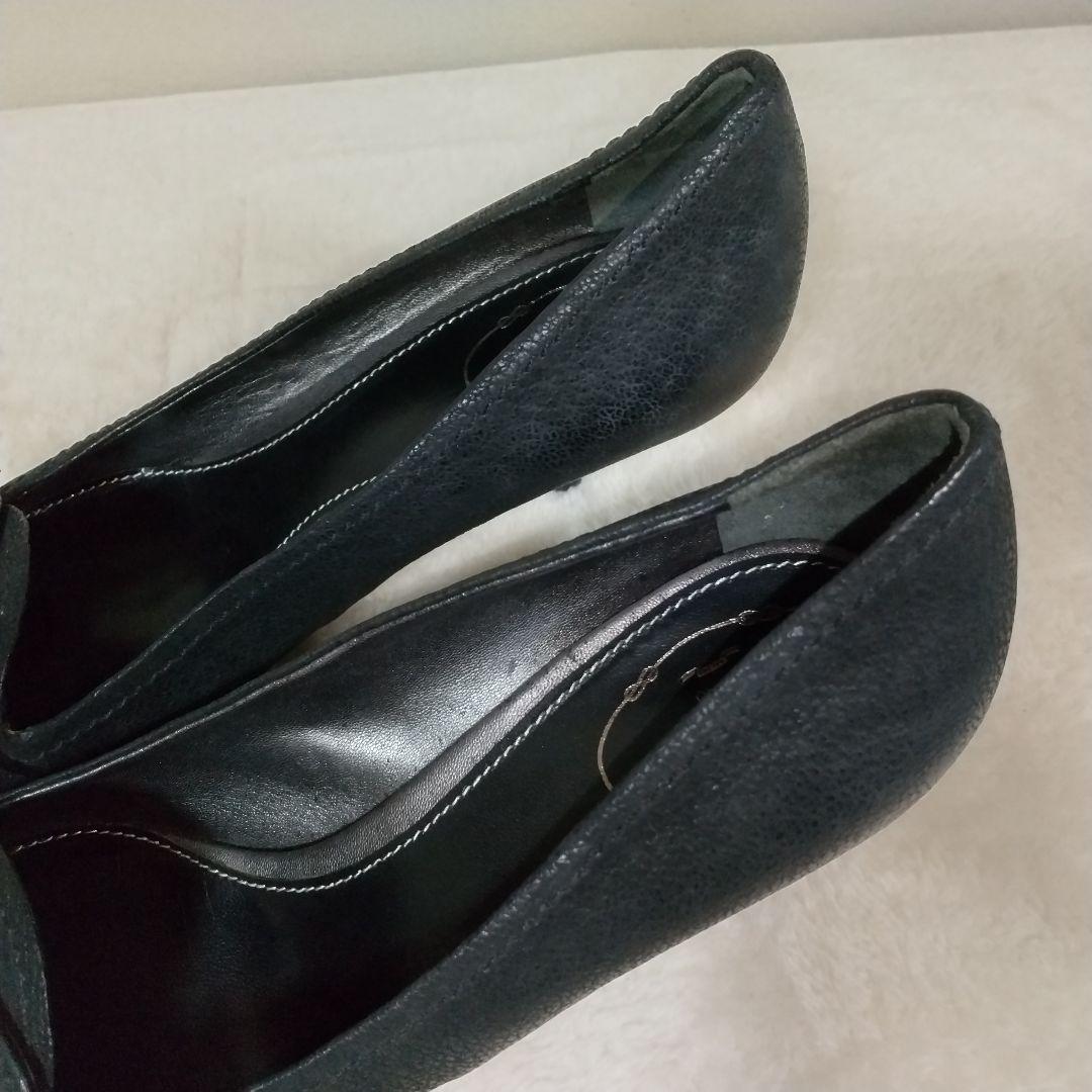 美品❢　PRADA　ポインテッドトゥ　BLACK　　ローヒール　　26cm