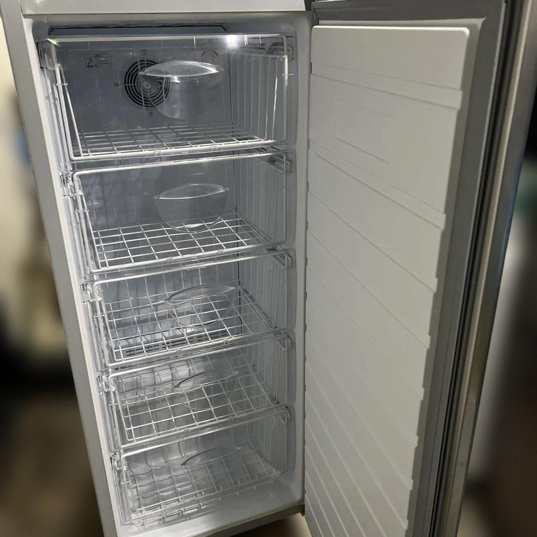 美品/冷凍庫/DAIKIN/ダイキン/LBVFD2BS/200L大容量