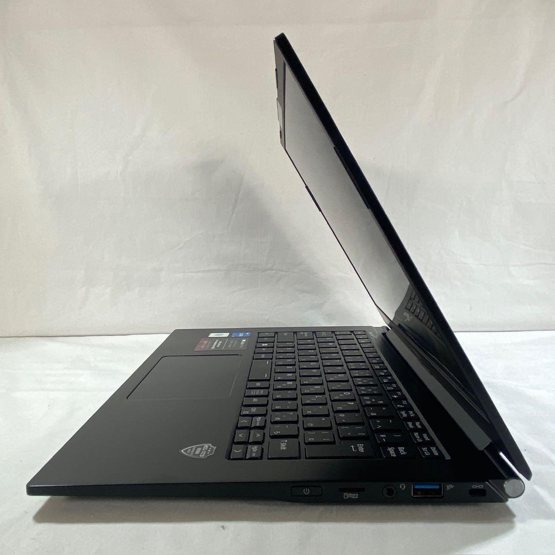 ★2022年製★ 超軽量モデル SSD512GB dynabook F20