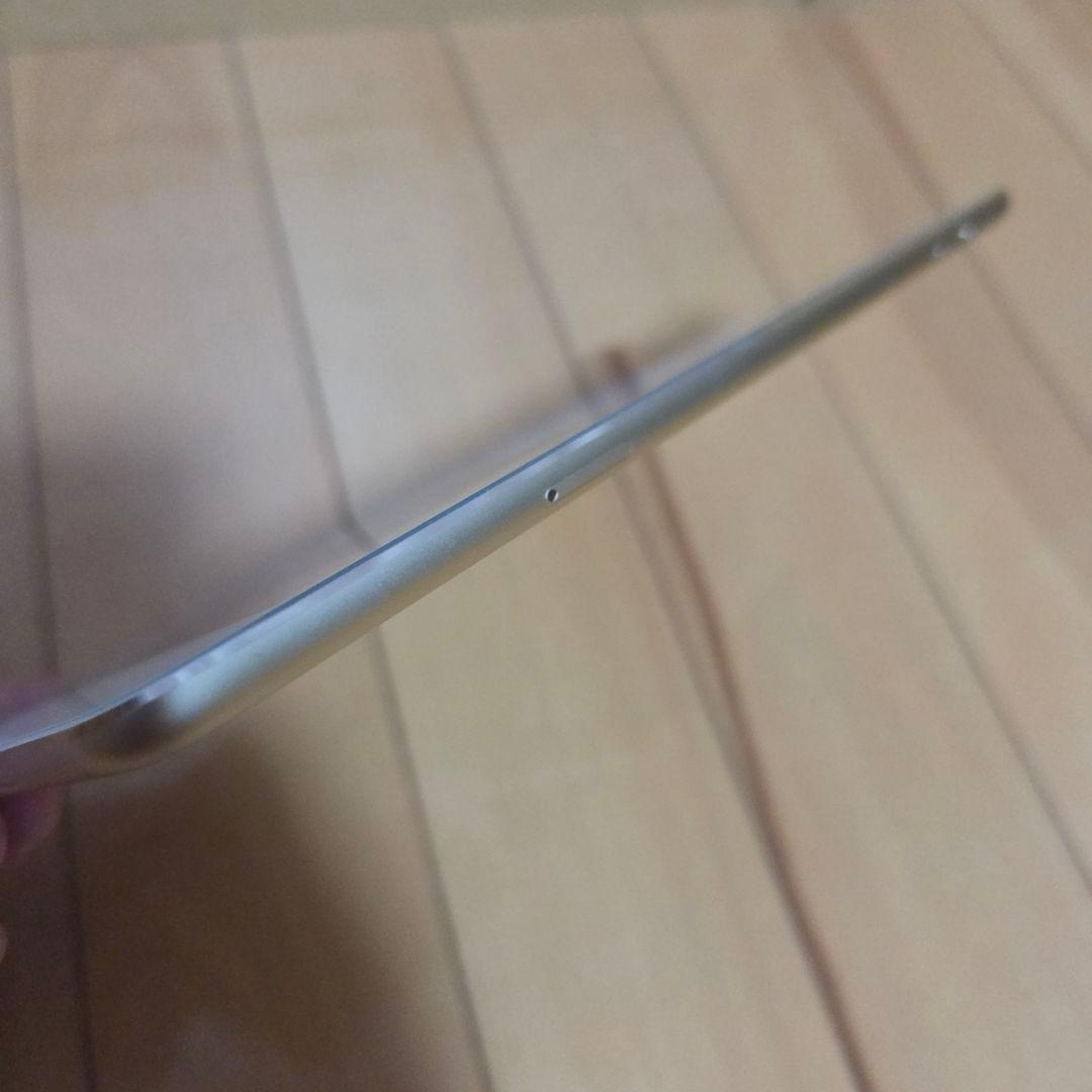 【美品】Apple iPad mini4 128GB　A1550