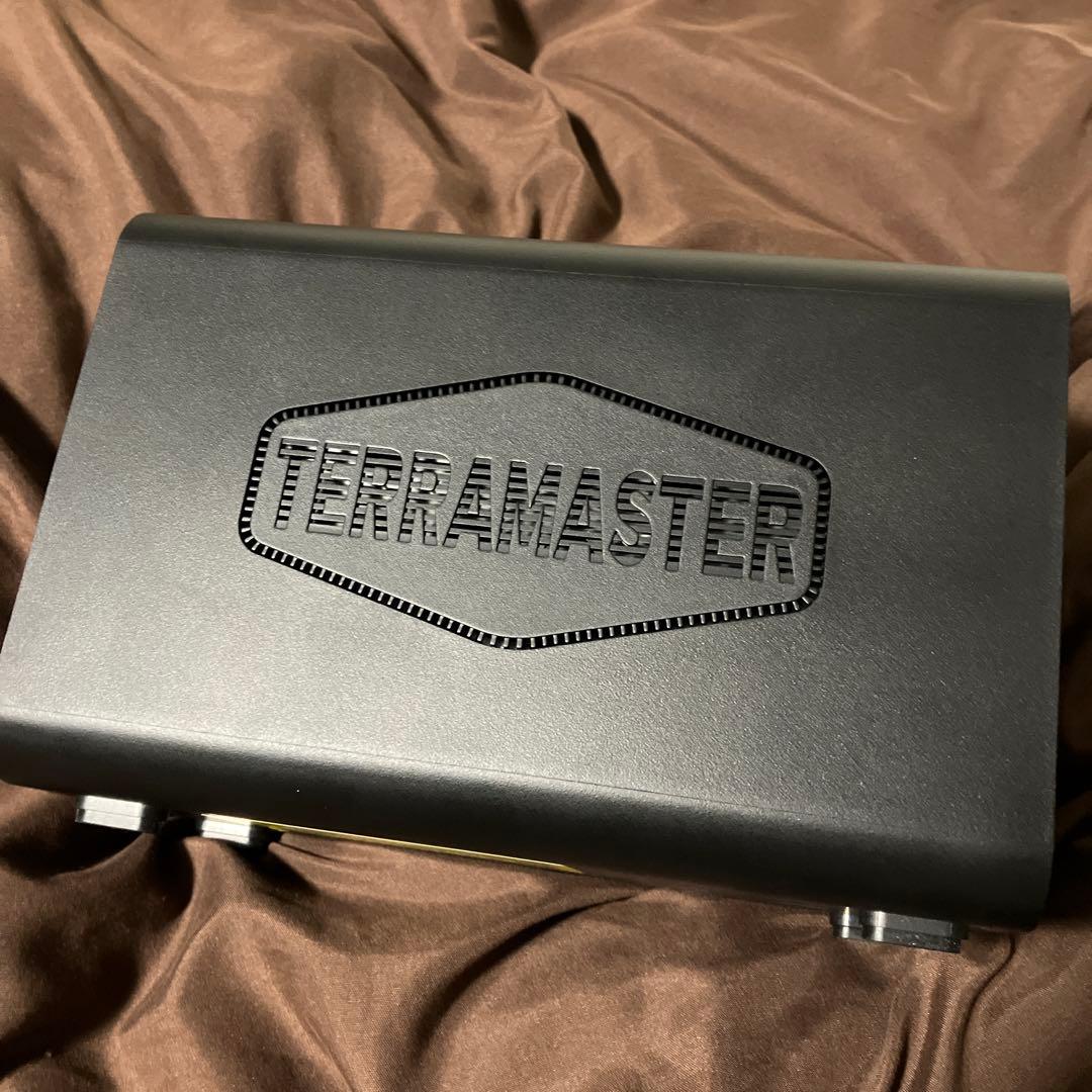 TERRAMASTER テラマスター D5 Hybrid HDD