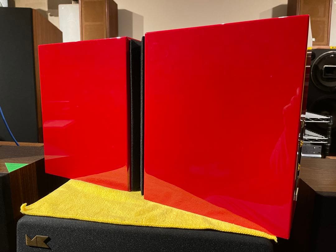 USHER S-520 Signature フェラーリレッド