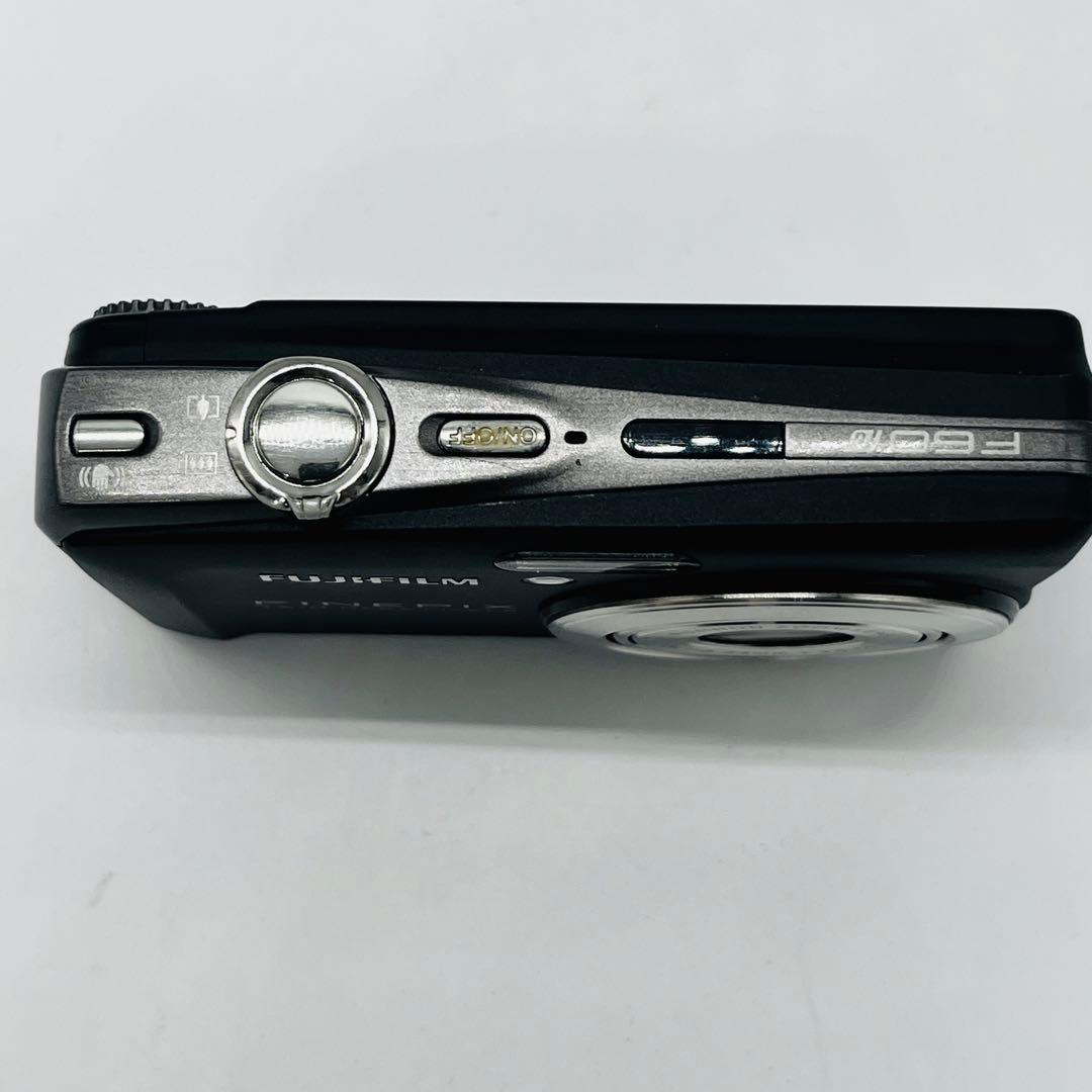 美品　FinePix F60FD ブラック