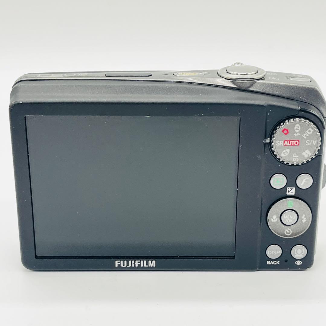 美品　FinePix F60FD ブラック