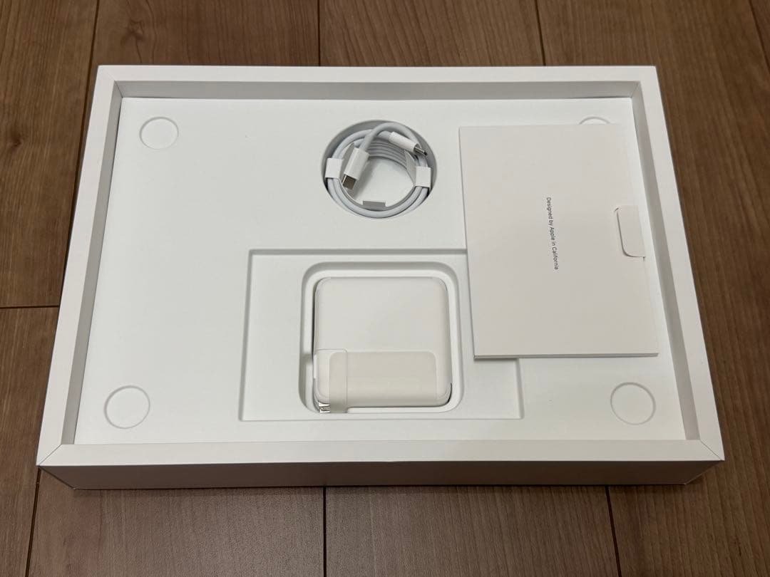 Apple MacBook Pro 13インチ、M2、2022、256GB