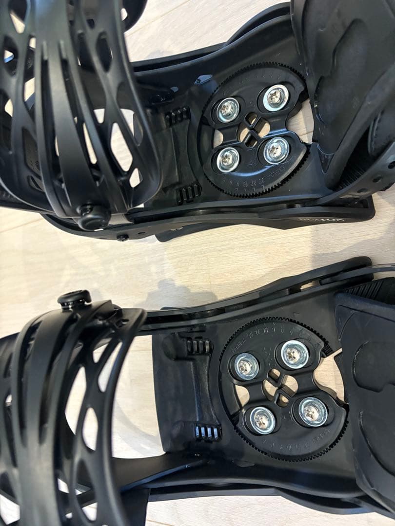 バートン ビンディング ミッション BURTON Mission サイズM