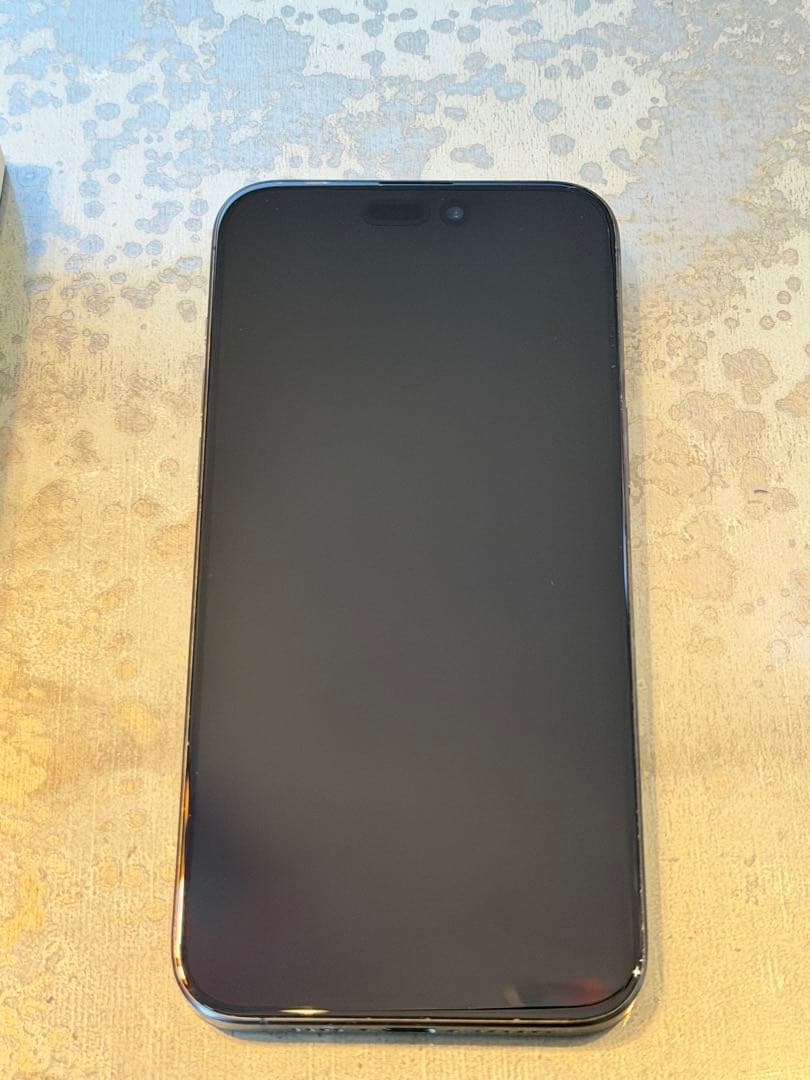 iPhone 15 Pro Max ブラックチタニウム 256GB SIMフリー