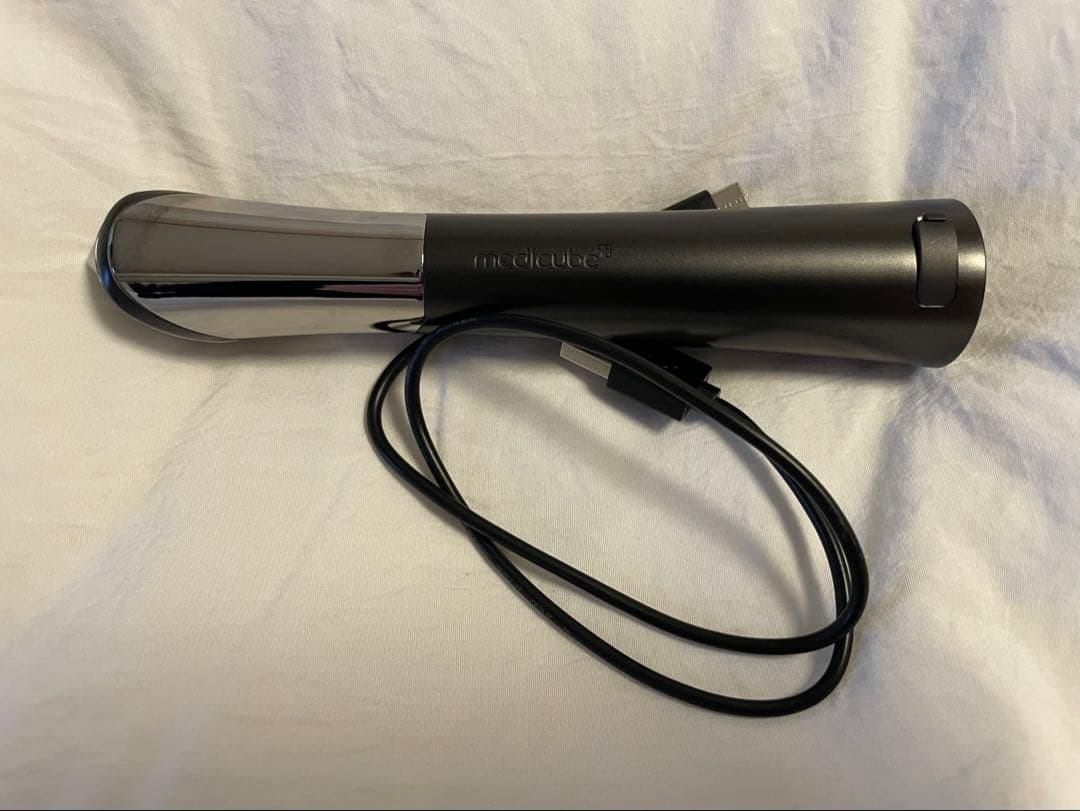 【メディキューブ】ブースター美顔器