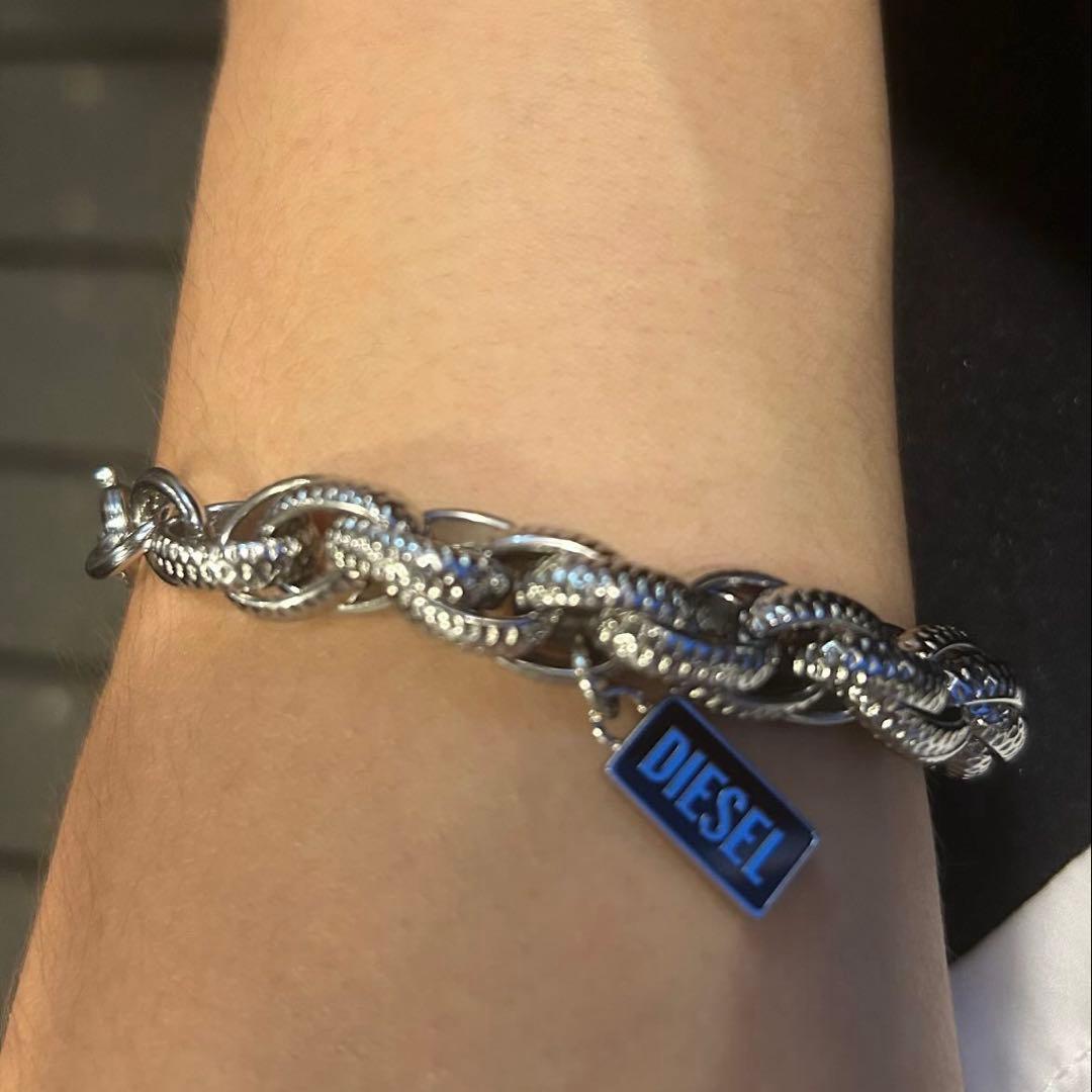 美品 DIESEL 新作 ディーゼル ブレスレットDX151