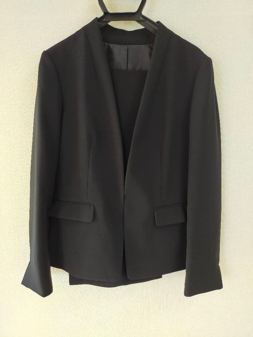 スーツカンパニーパンツスーツ　セットアップ　Vカラージャケット