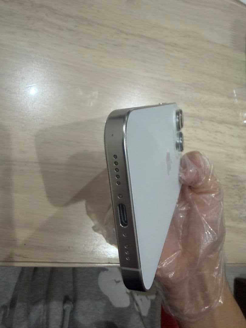 iPhone16PRO 256gb ホワイトチタニウム