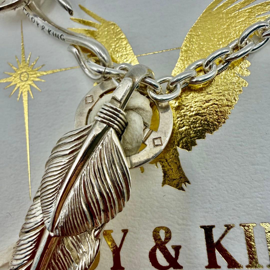 美品　タディ&キング　上銀フェザーLL ネックレスセット
