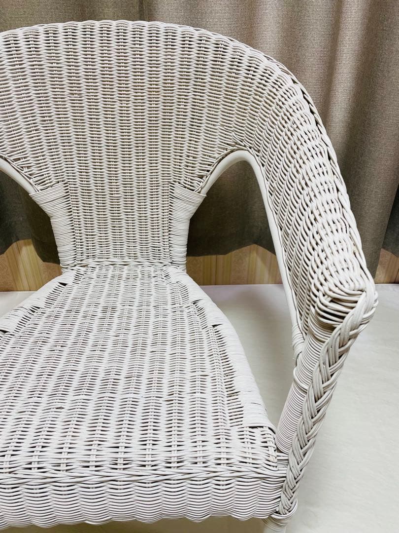 送料込み/タグ付き/新品未使用/ラタン/ホワイト/アームチェア