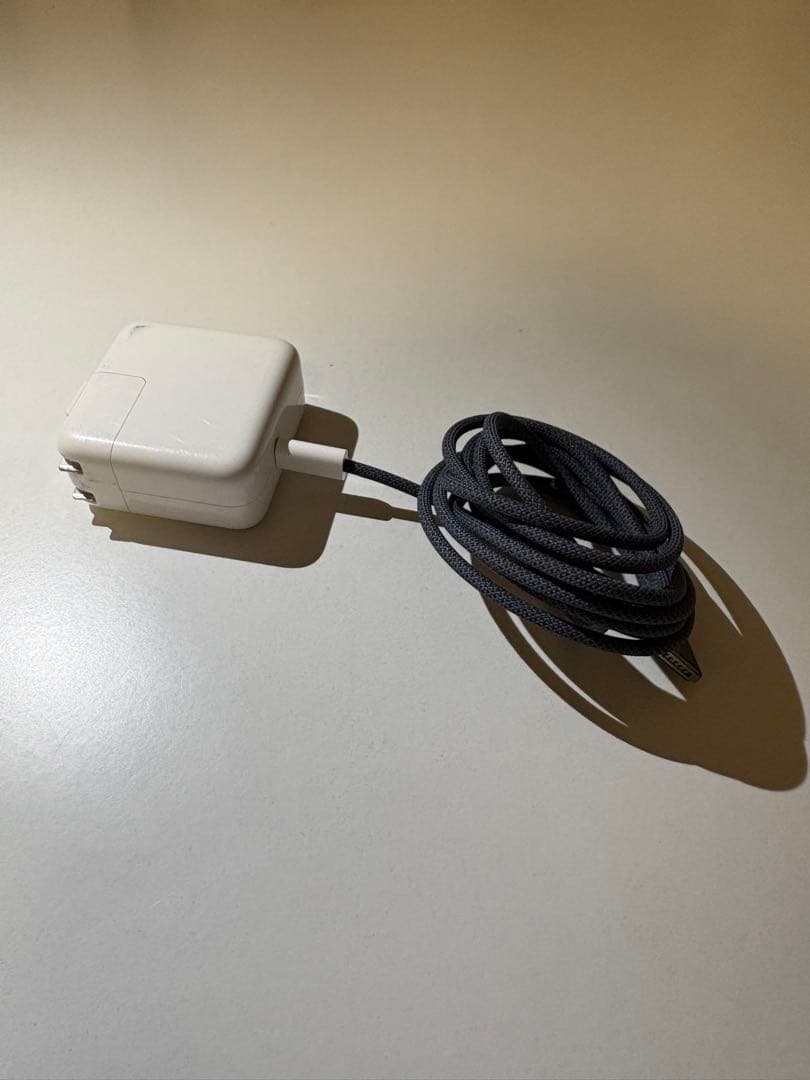 MacBook Air M3 13インチ/メモリ16GB/SSD256GB