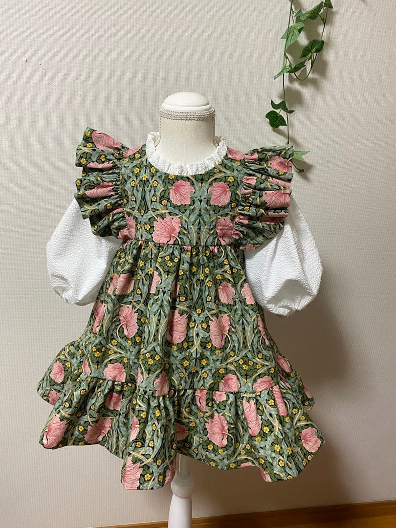 ハンドメイド　フリルウエストギザーワンピース