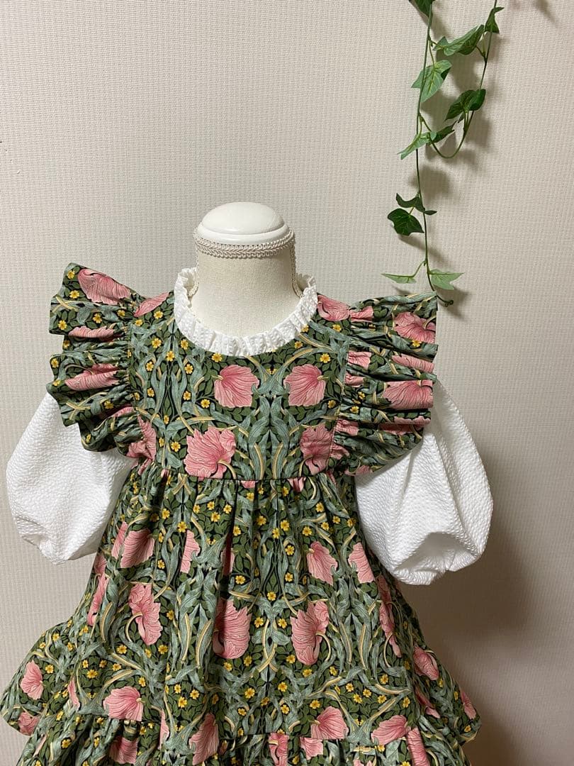 ハンドメイド　フリルウエストギザーワンピース