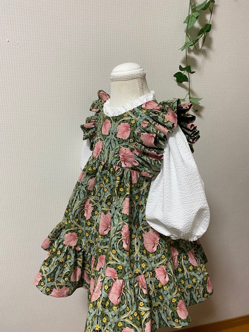 ハンドメイド　フリルウエストギザーワンピース
