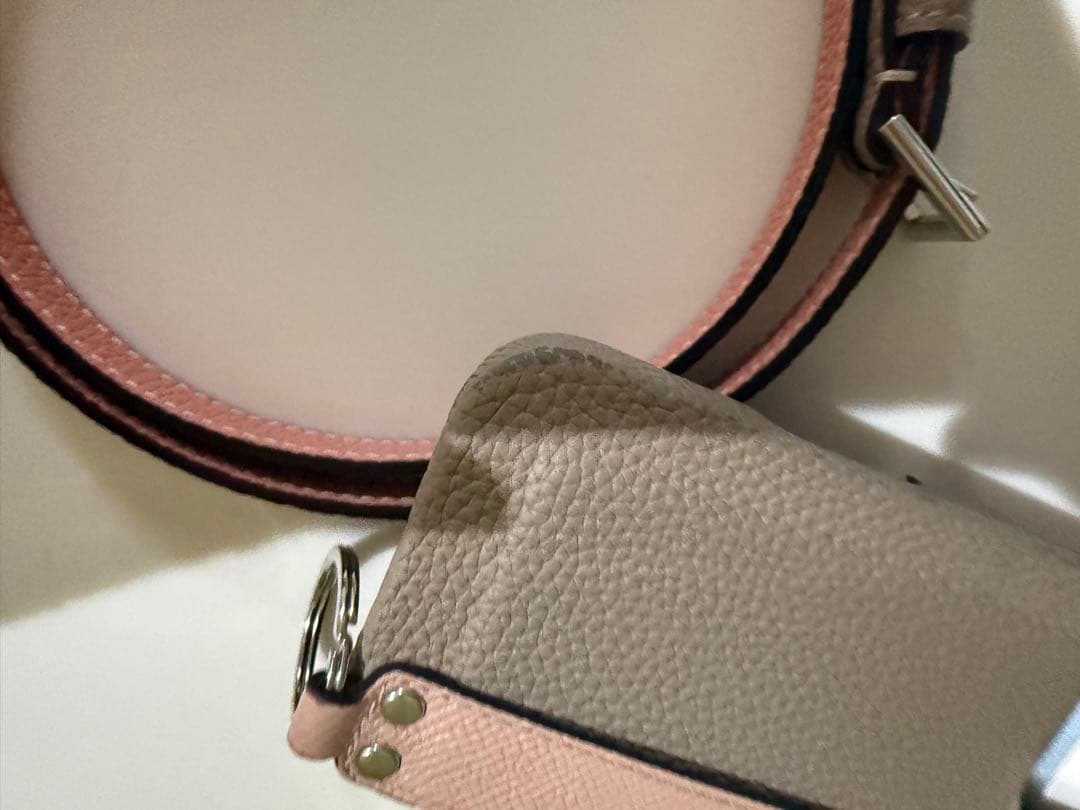 ボナベンチュラ　iPhone16プロ用ケース ベージュ・ピンク