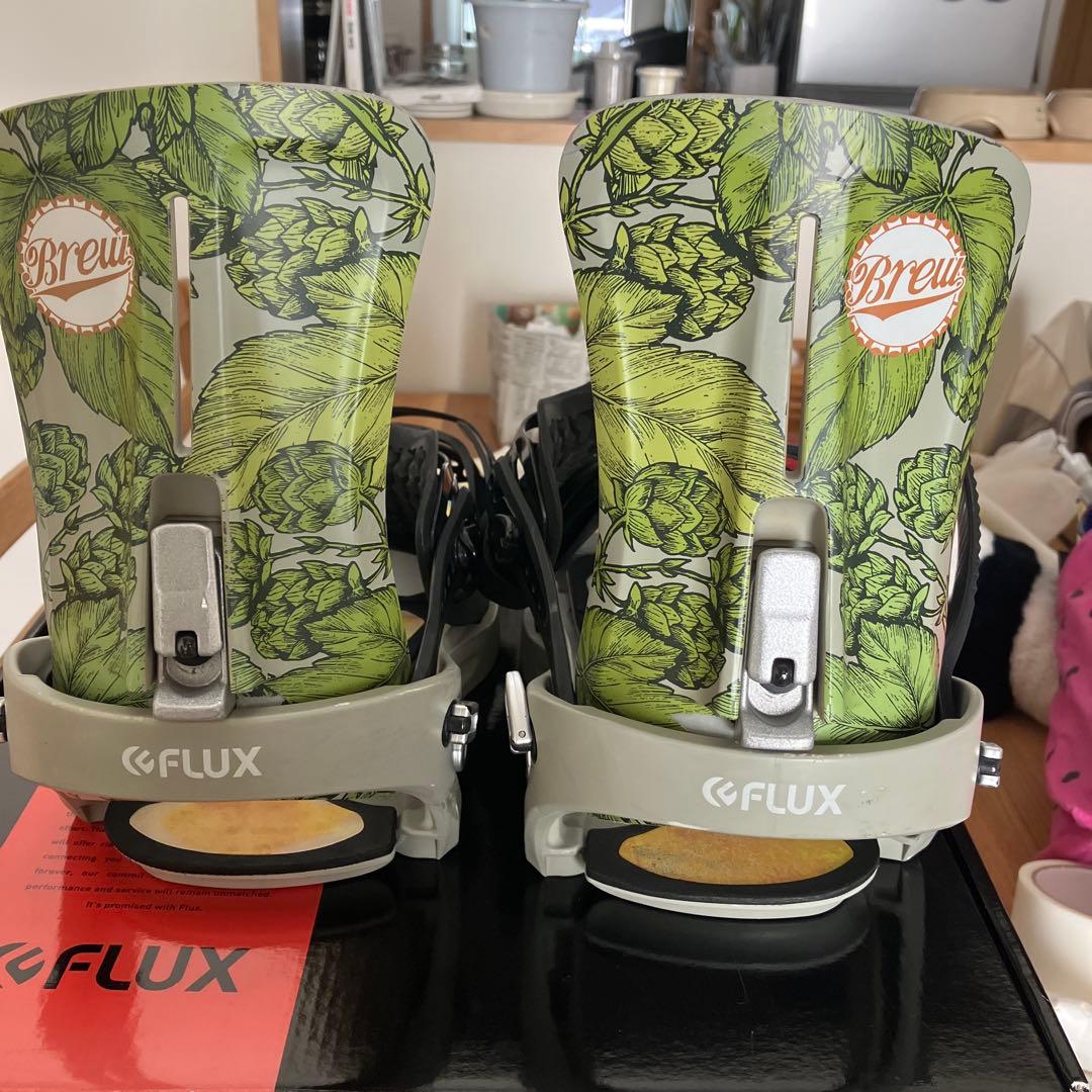FLUX F9XFST BrewサイズS スノーボードビンディング2018-19