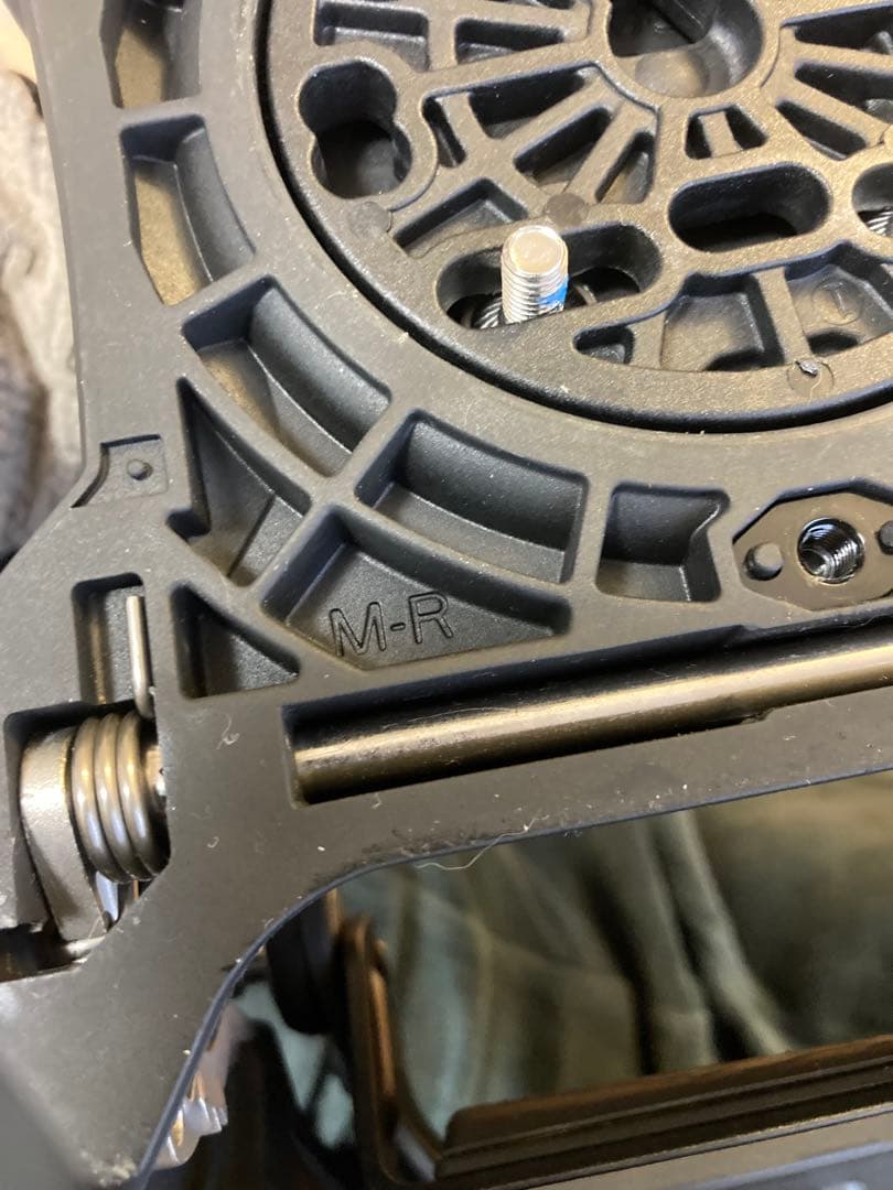 ナイデッカー　NIDECKER スーパーマチック　Mサイズ