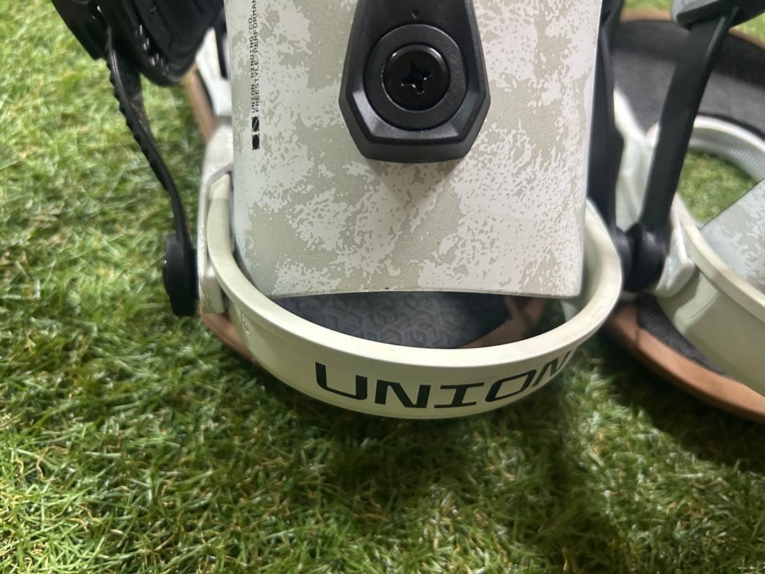 UNION スノーボード ビンディング ストラータ Mサイズ 25-26最終値下