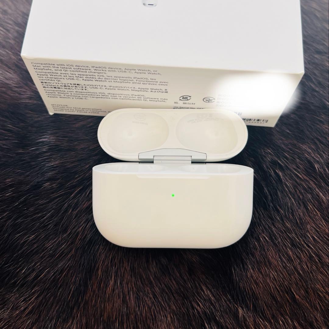 AirPods Pro (第2世代) 本体 A2968 ケーブル付き