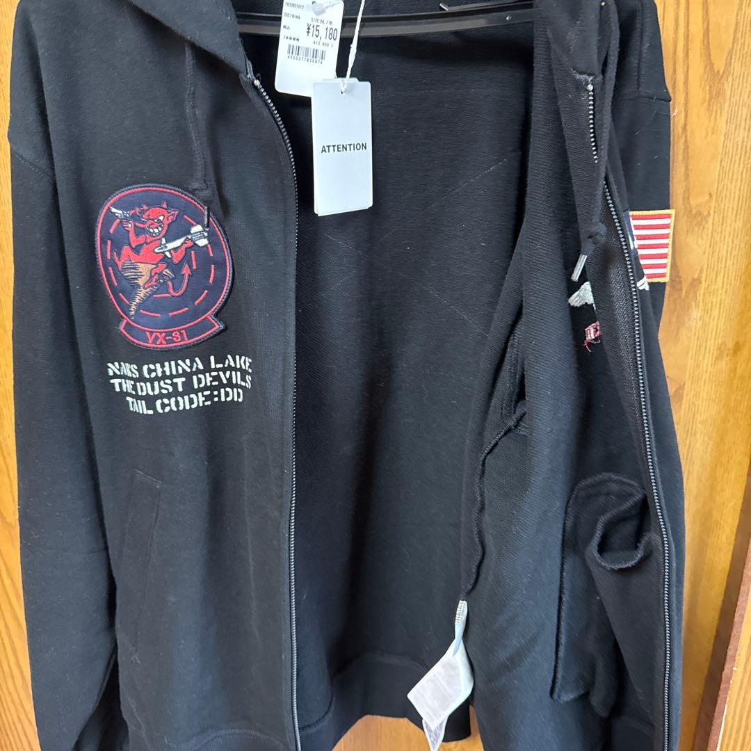 結*城様 最終価格‼️新品AVIREX TOP GUNジップアップパーカーNAV