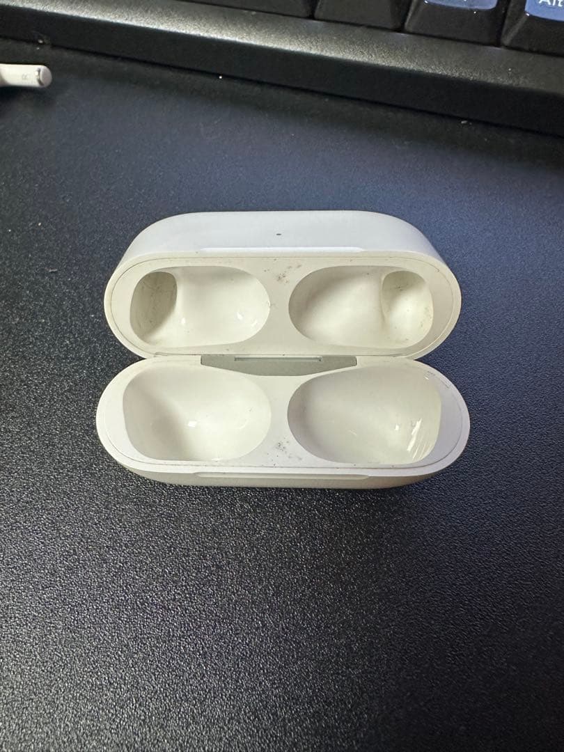 【最終値下げ】AirPods Pro2 本体 充電ケース(Lightning)