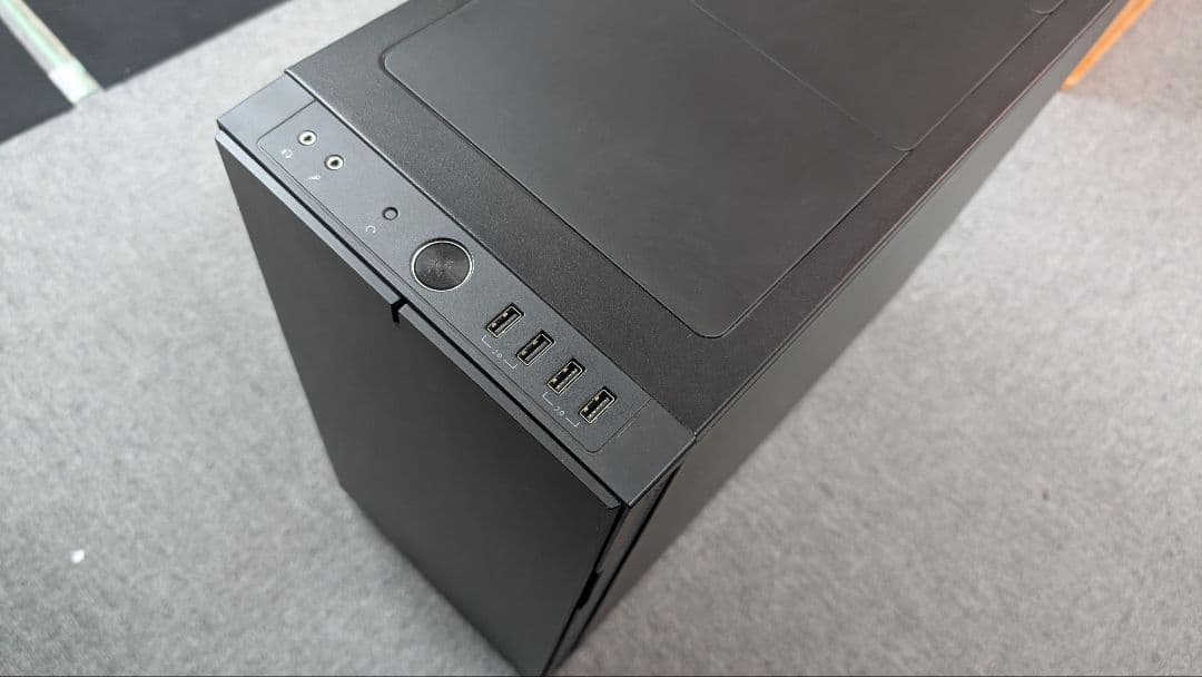 PC case Define R5 FD-CA-DEF-R5 ミドルタワー