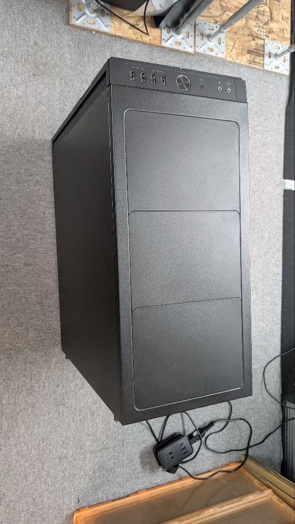 PC case Define R5 FD-CA-DEF-R5 ミドルタワー