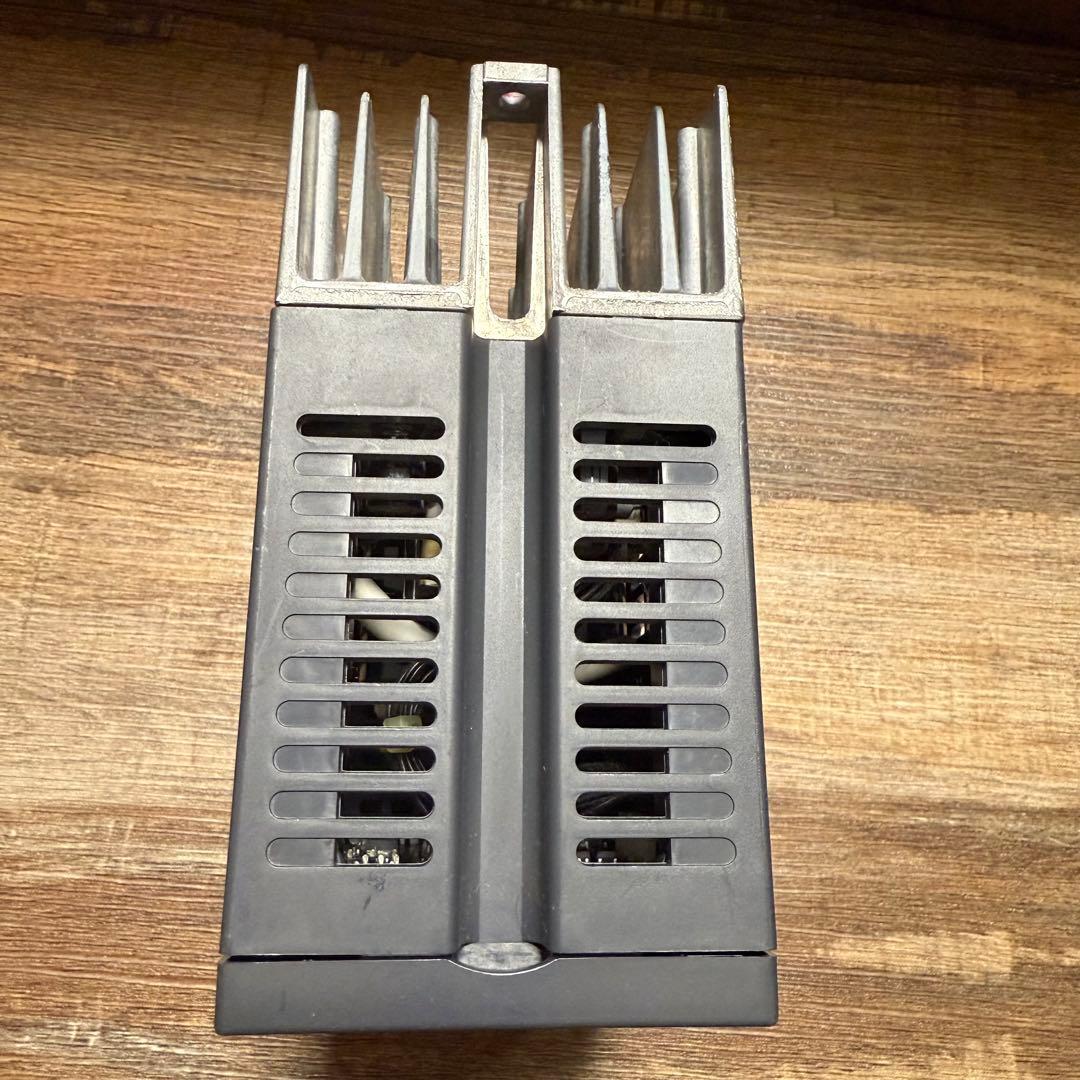 単相インバーター　三菱電機　FREQROL-FS2 FR-FS2-0.4K