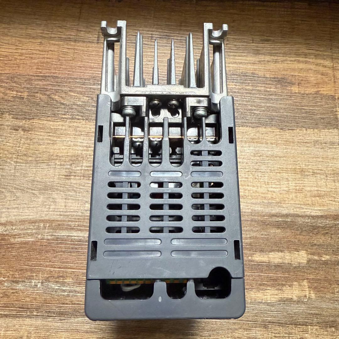 単相インバーター　三菱電機　FREQROL-FS2 FR-FS2-0.4K