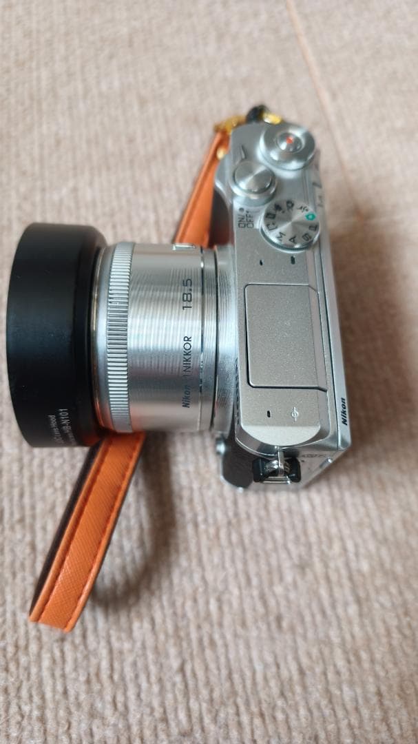 Nikon J5 + 1 NIKKOR 18.5mm + フード HB-N101