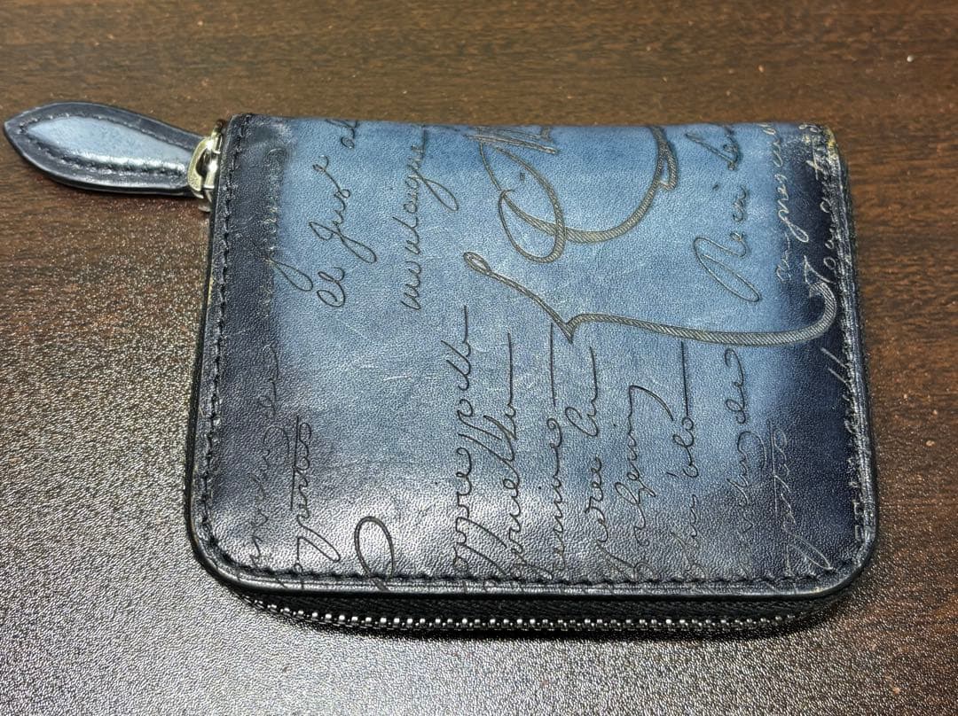 【ベルルッティ】限定色ダークブルー　ワパ　スクリプトレザー　ケース　財布