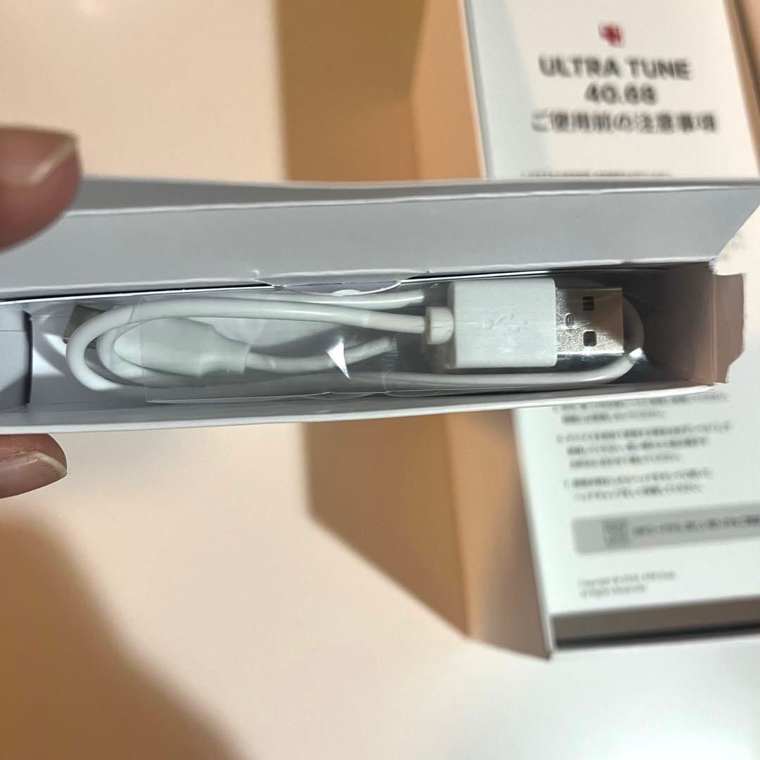 【ほぼ未使用】AGE-R ULTRA TUNE 40.68 美顔器