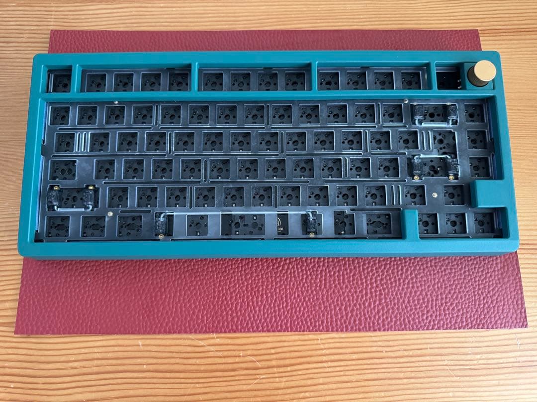 キーボード MELETRIX ZOOM75 tri-mode Wild Green